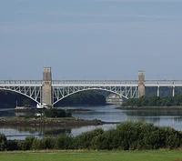 Stainless UK Supply Bars to Strengthen Key Bridge Link