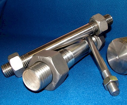 Stainless Steel Nuts and Bolts